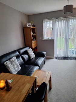 8 Reynolds Close, Wotton-Under-Edge - shared ownership