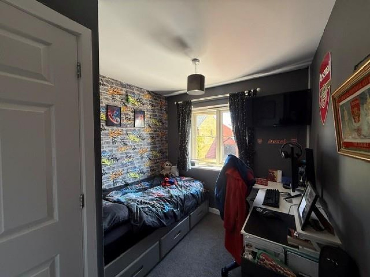 Bluebell Road, Walton Cardiff