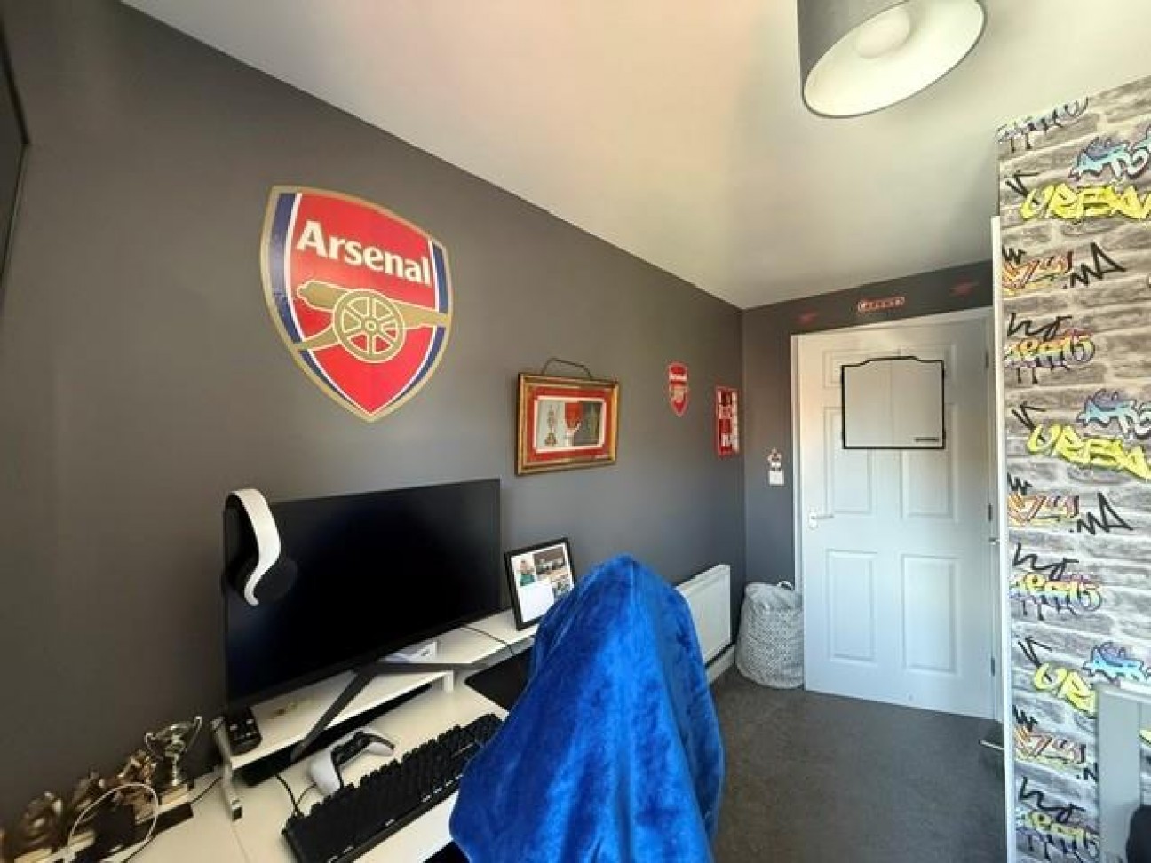 Bluebell Road, Walton Cardiff