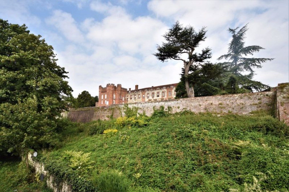Farnham, Surrey