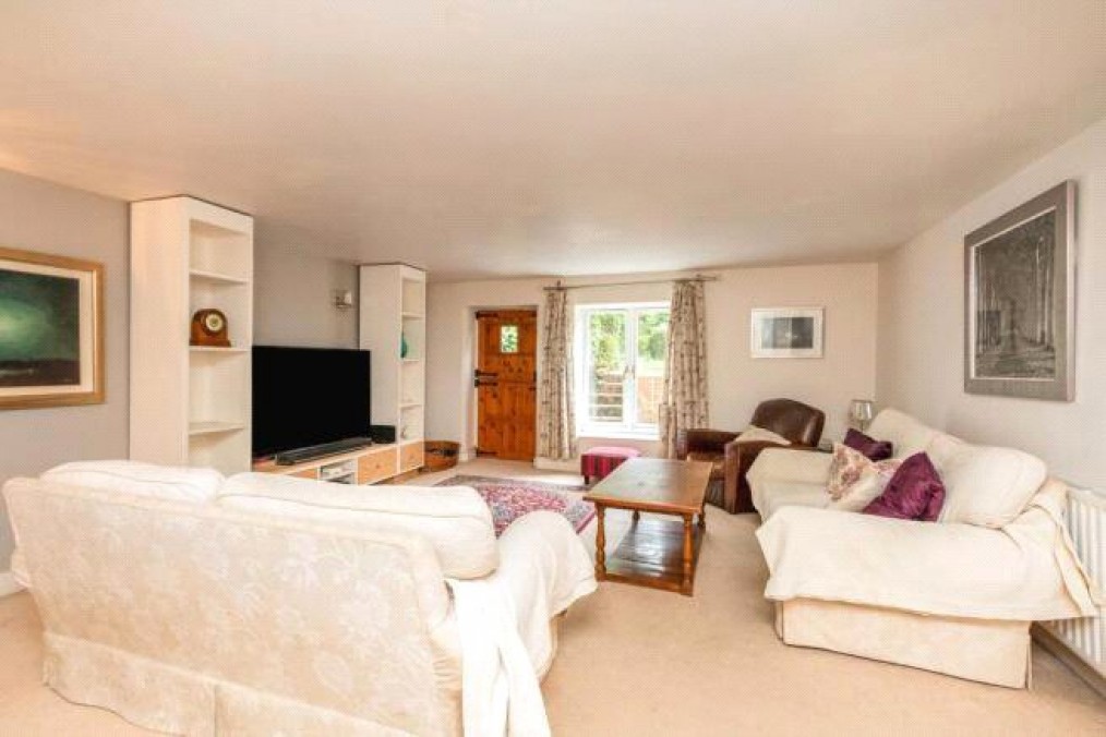 Rock House Lane, Runfold, Farnham