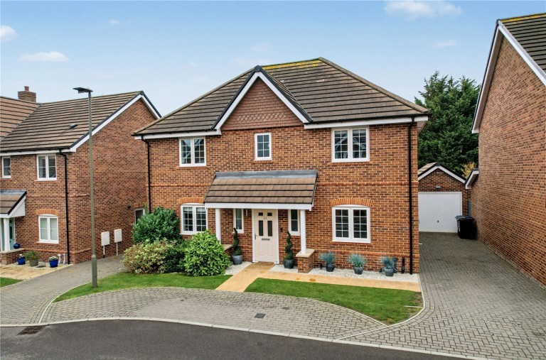 Badshot Lea, Farnham, Surrey