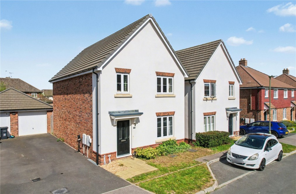 Badshot Lea, Farnham, Surrey
