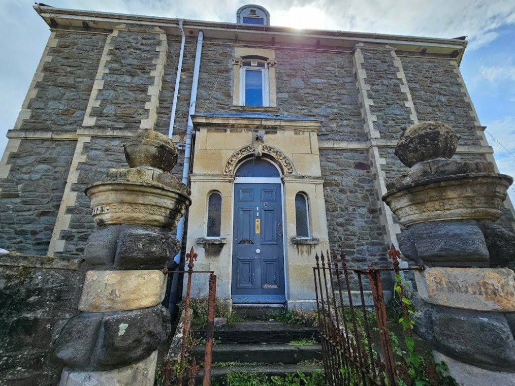 St. Andrews, Bristol
