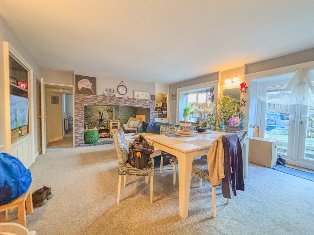 Lawrence Weston, Bristol