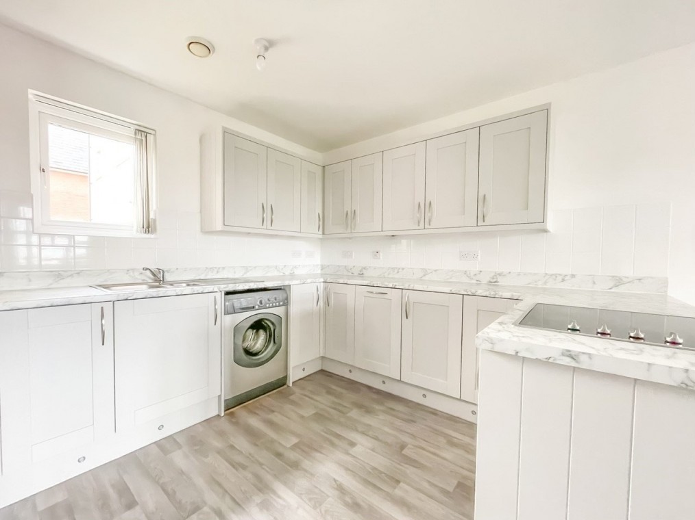 Cheswick Village, Bristol
