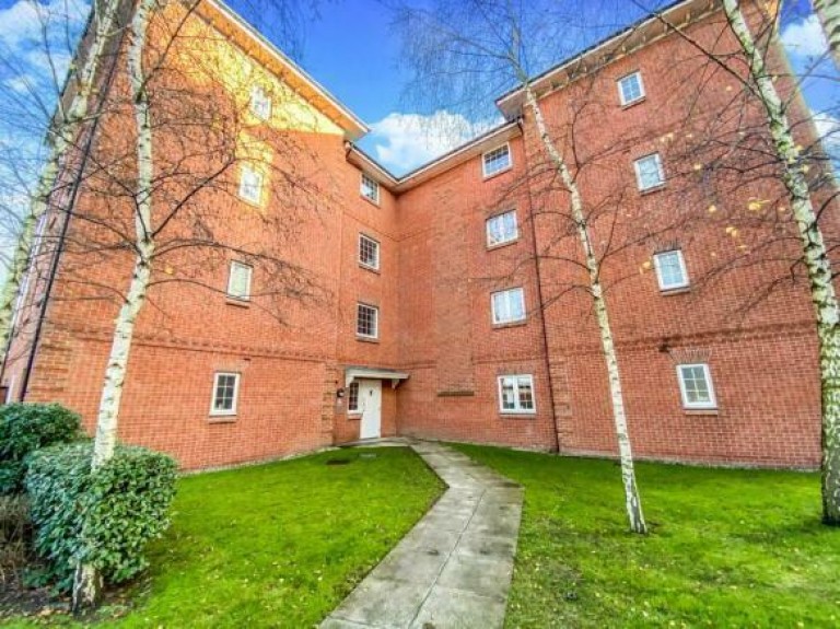 Greenings Court, Warrington