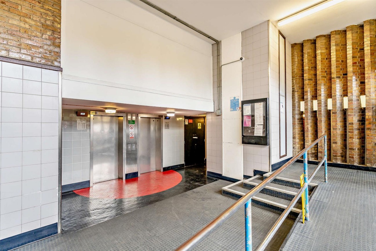 Shuttleworth Road, Clapham Junction