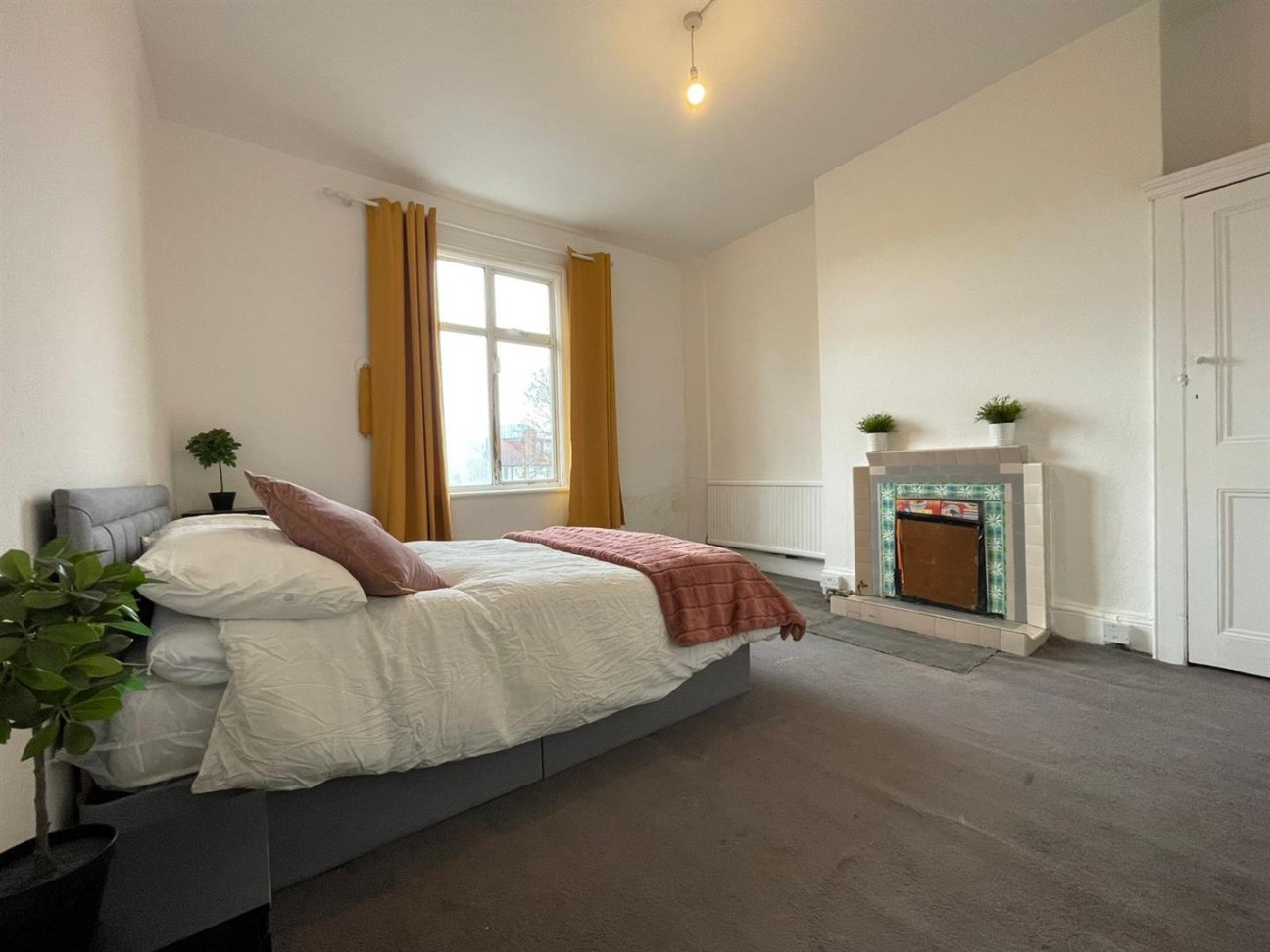 Wilton Road, Colliers Wood, Colliers Wood