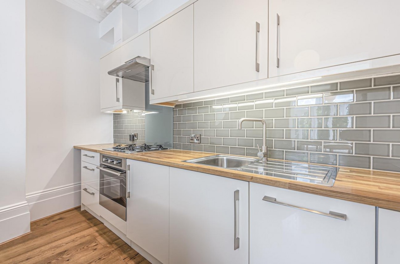 Aldebert Terrace, London