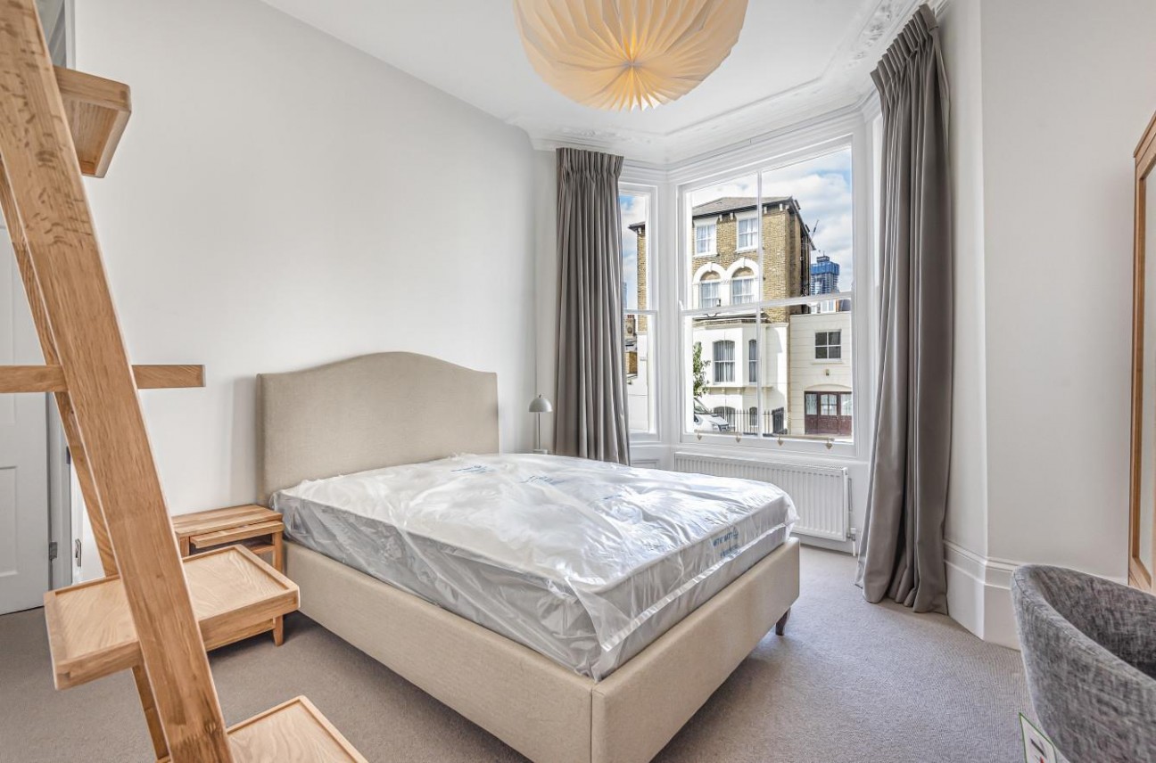 Aldebert Terrace, London