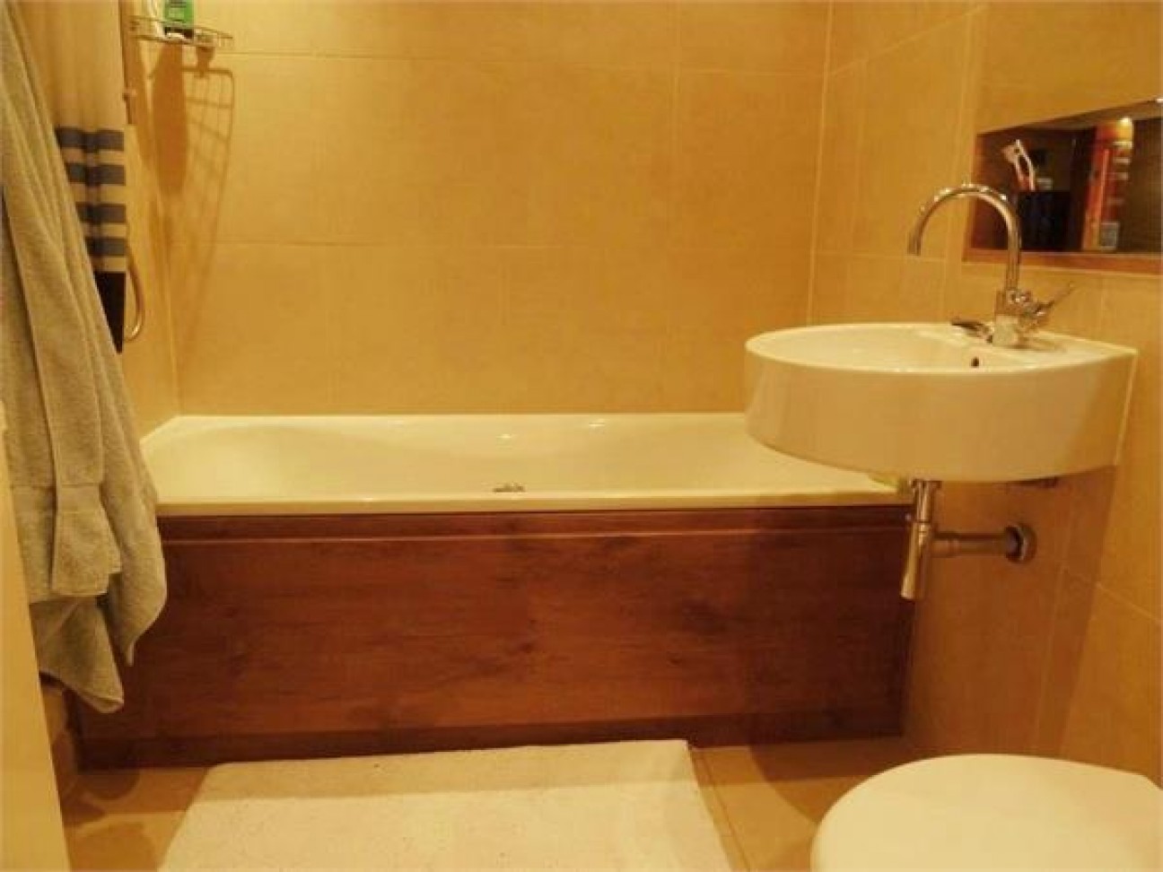 Kingsway Square, Lurline Gardens, Battersea Park