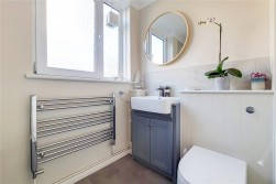 Surrey Lane, Battersea Square