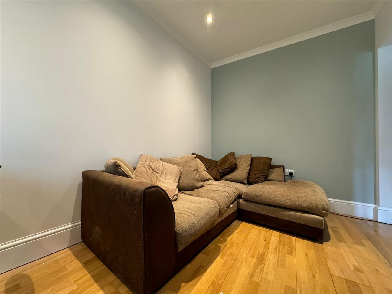 Battersea High Street, Battersea