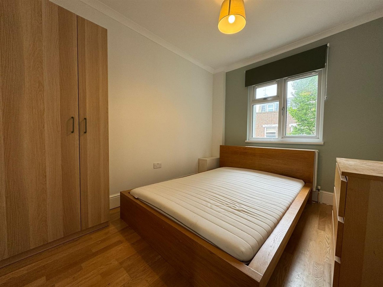 Battersea High Street, Battersea