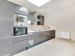 Amesbury Avenue, Streatham Hill