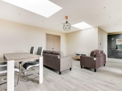 Amesbury Avenue, Streatham Hill