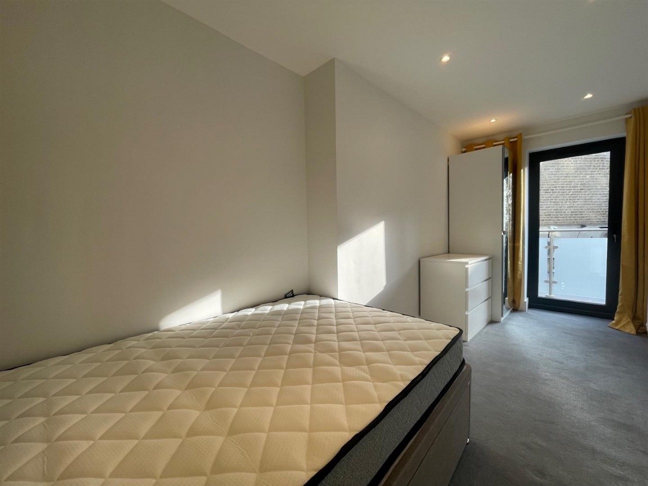 Battersea High Street, Battersea, London