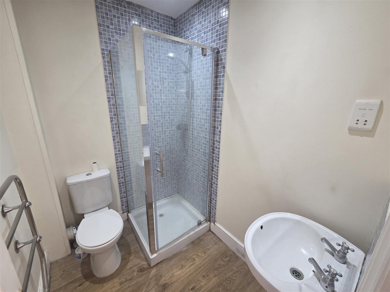 Battersea High Street, Battersea