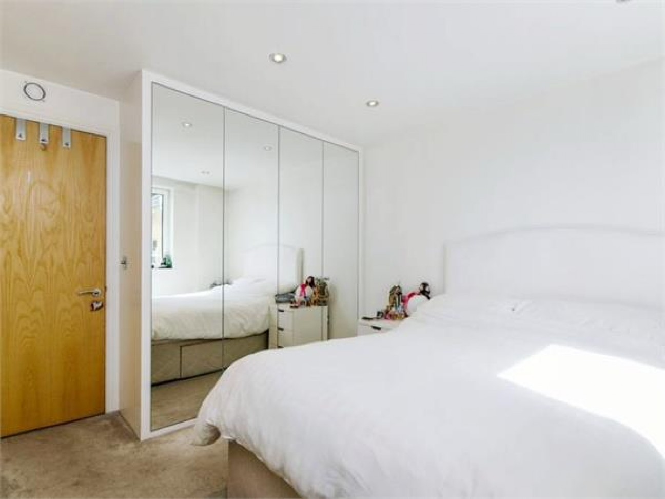 Oyster Wharf, Lombard Road, Battersea