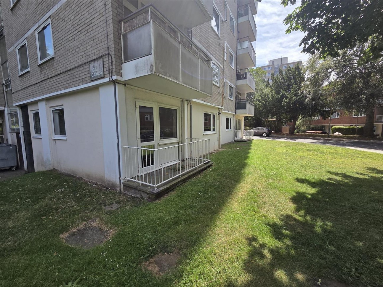 Wanborough Drive, London