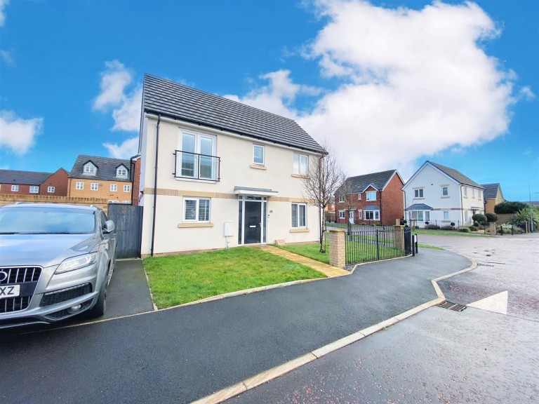 Stargate Close, St. Helens
