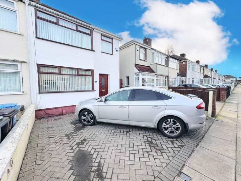 Trent Avenue, Bowring Park, Liverpool