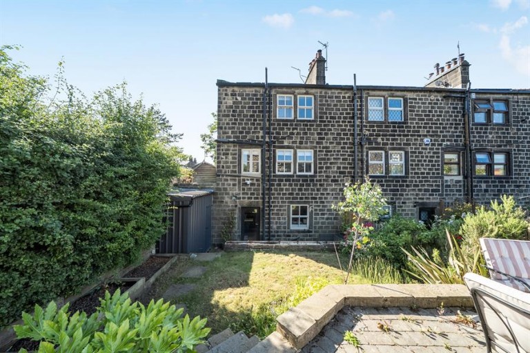 Albert Place, Horsforth