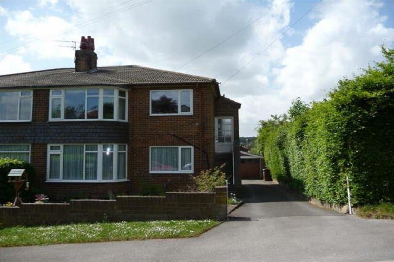 Carr Bridge Drive, Cookridge, LS16