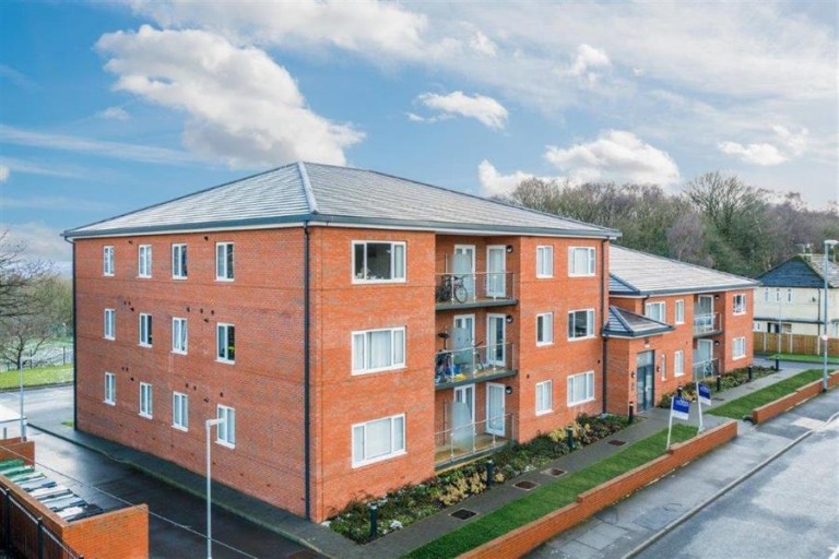 Flat 20, 55 Iveson Drive, Cookridge