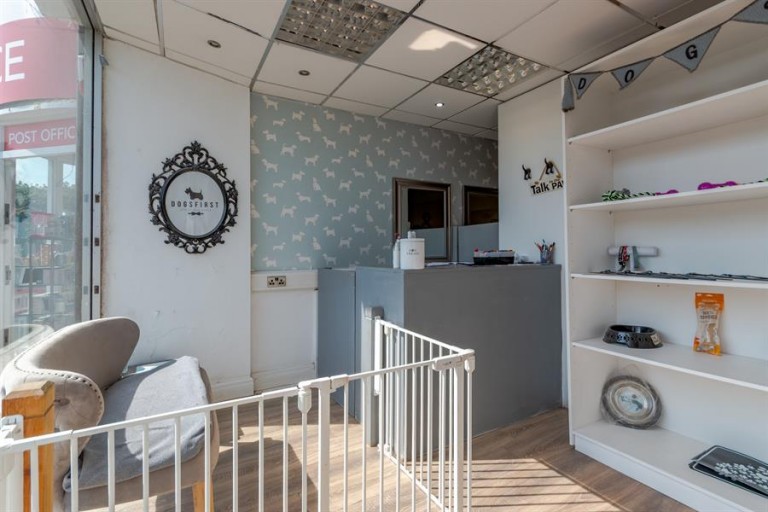 391 Harrogate Road, Moortown