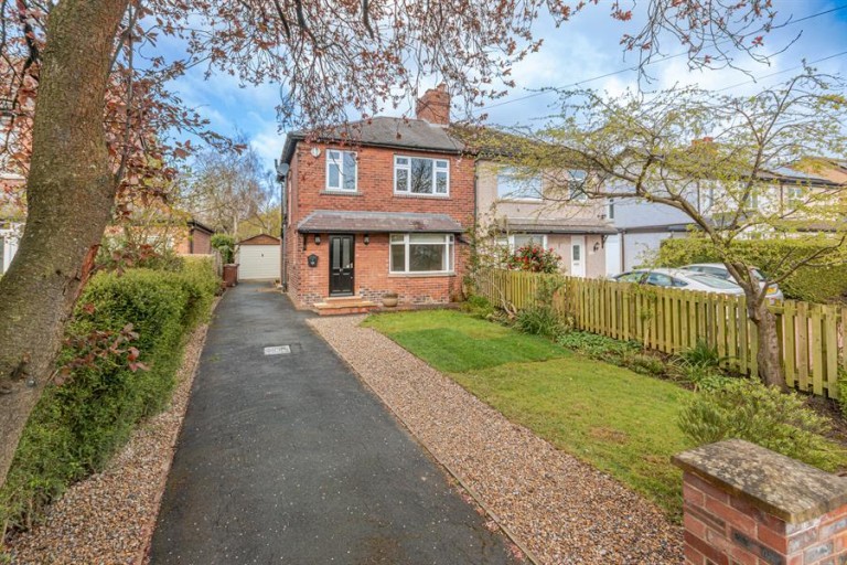 Broomfield, Adel Leeds