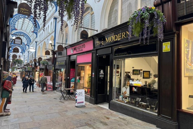 Thorntons Arcade, LS1