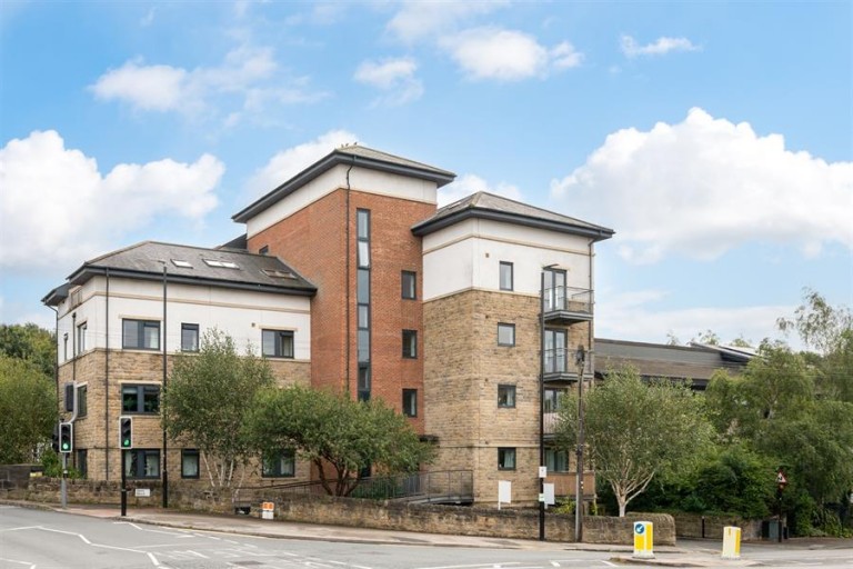 8 Bridge Place, Horsforth,