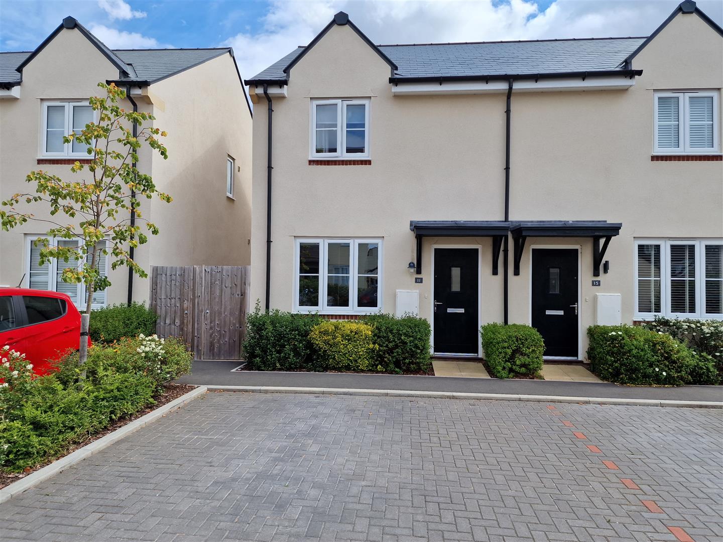 Devereux Mews | Malmesbury | Wiltshire | SN16 9GE