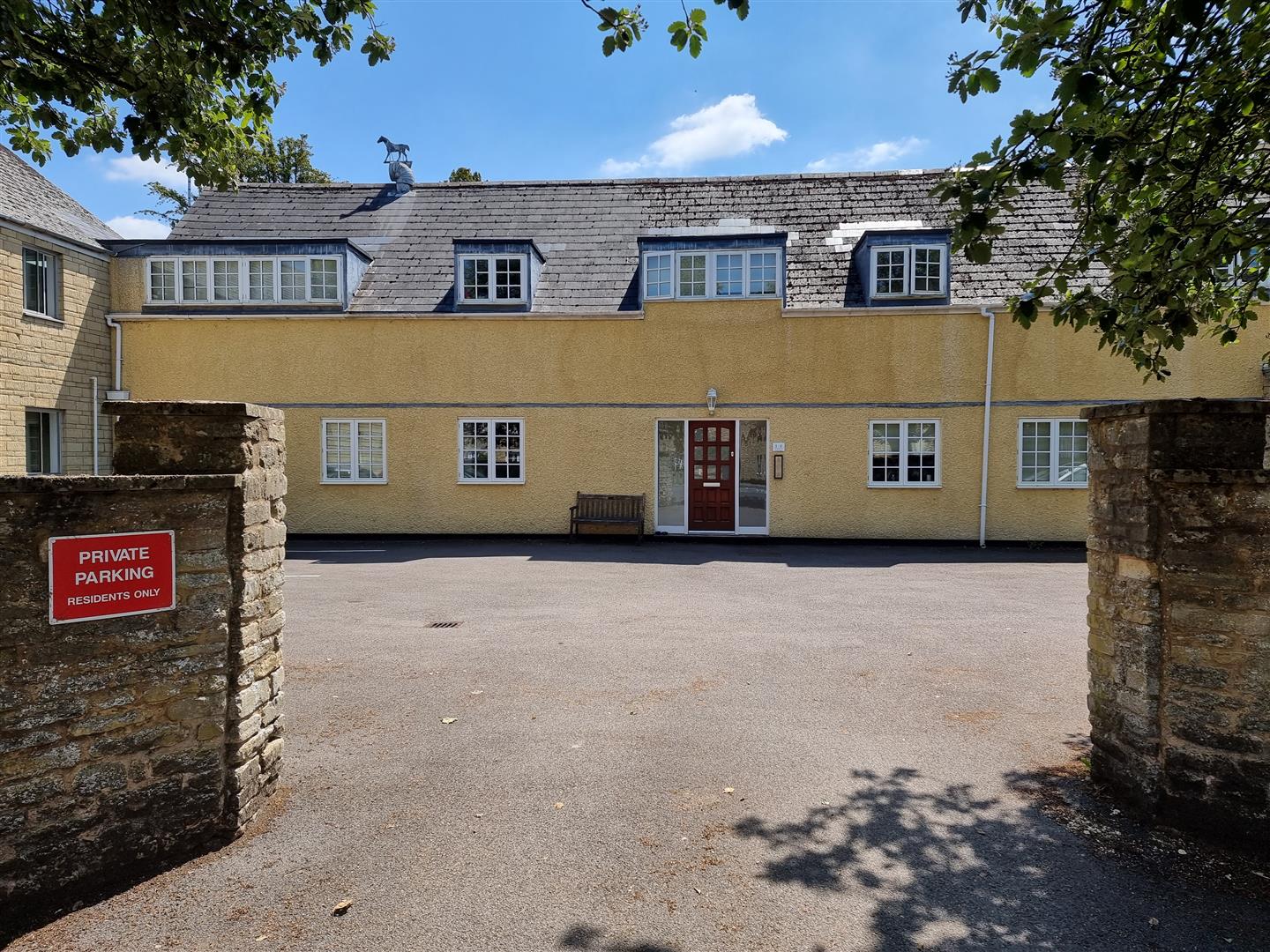 Spitalgate Lane | Cirencester GL7