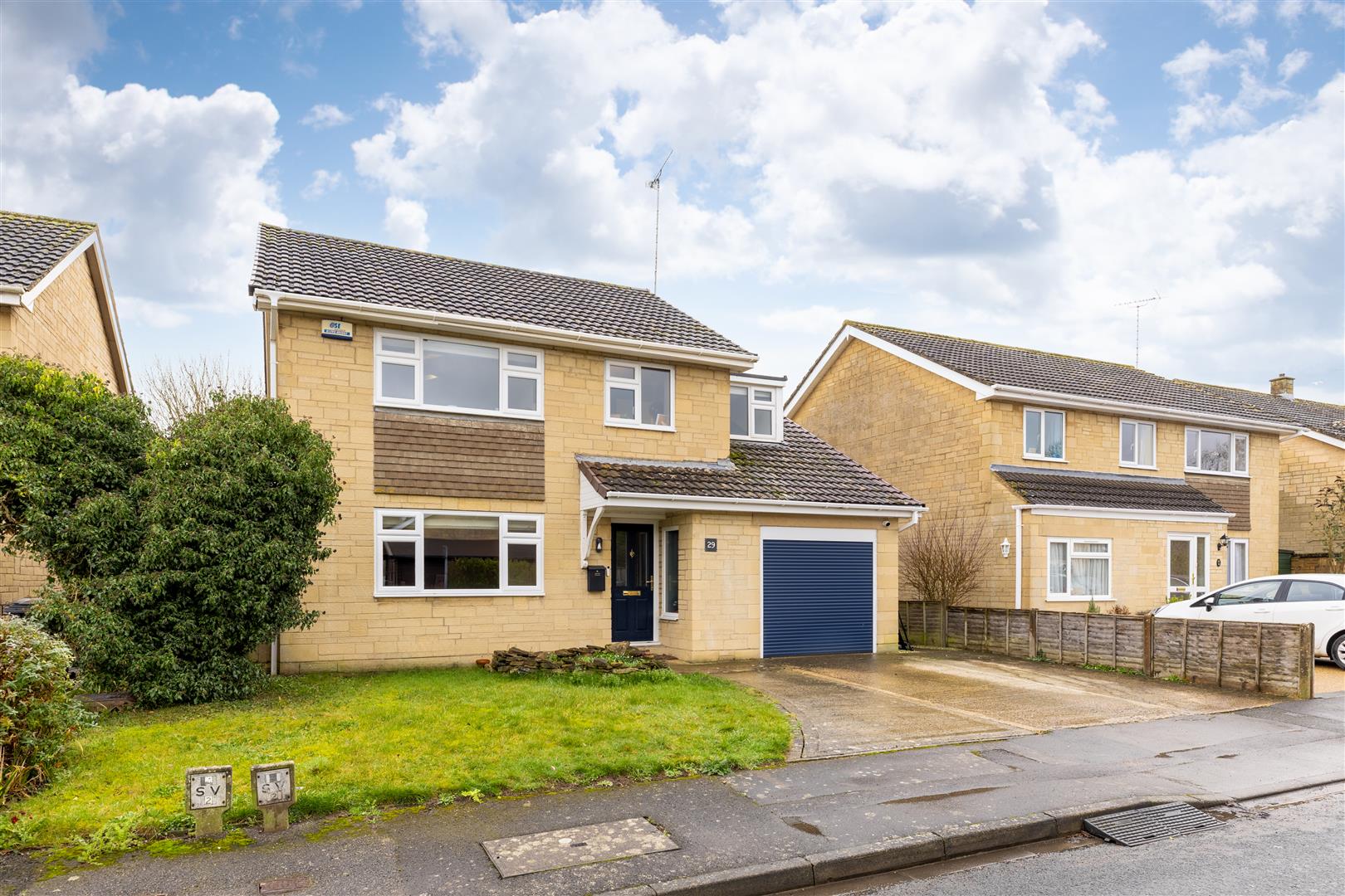 Robert Franklin Way | South Cerney | Cirencester GL7