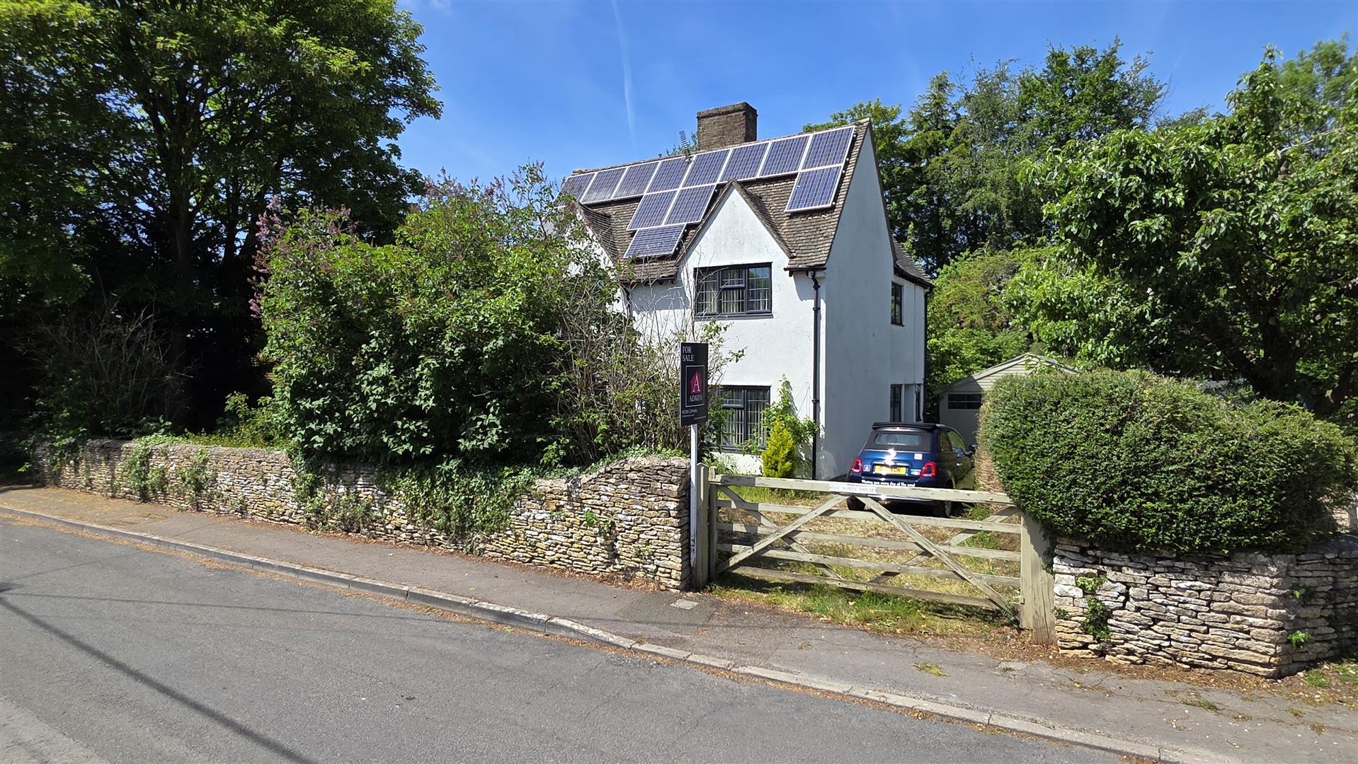 Victory Row | Coates | Cirencester GL7