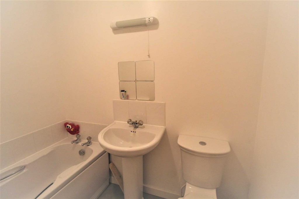 Image for Redwing Crescent, Longwood, Huddersfield