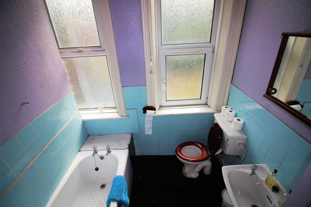 Image for Yates Lane, Milnsbridge, Huddersfield
