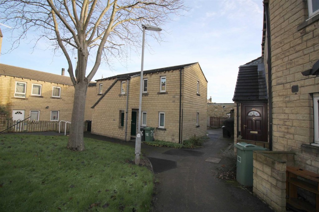 Image for Queen Elizabeth Gardens, Green Head Park, Huddersfield