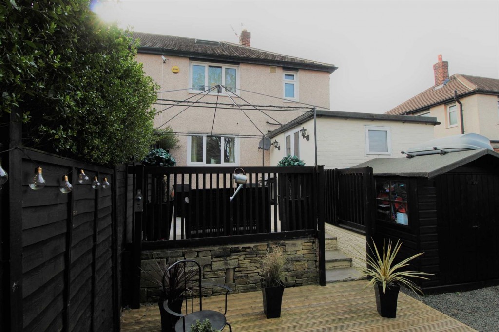 Image for Tintern Avenue, Huddersfield