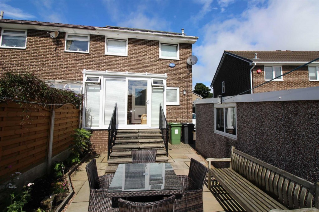 Image for Kirkwood Drive, Lindley, Huddersfield