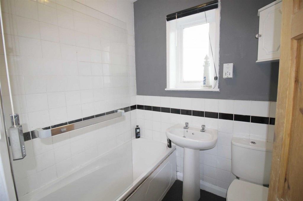 Image for Luton Street, Cowlersley, Huddersfield