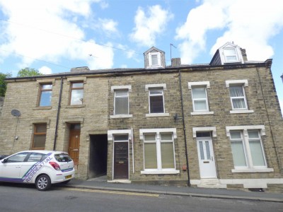 View full details for Cross Street Slaithwaite, Huddersfield
