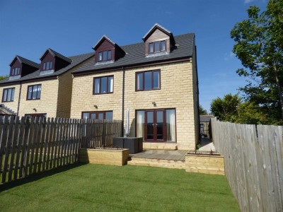 View full details for Quarmby Road, Quarmby, Huddersfield