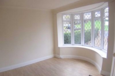 View full details for Moor End Road, Lockwood, Huddersfield