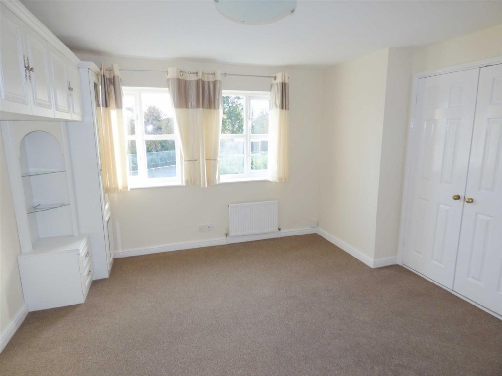 Image for St Thomas Gardens, Bradley, Huddersfield