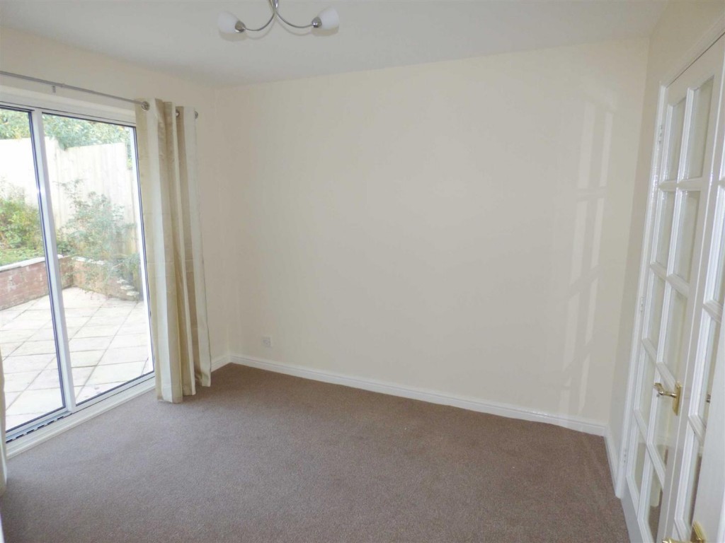 Image for St Thomas Gardens, Bradley, Huddersfield