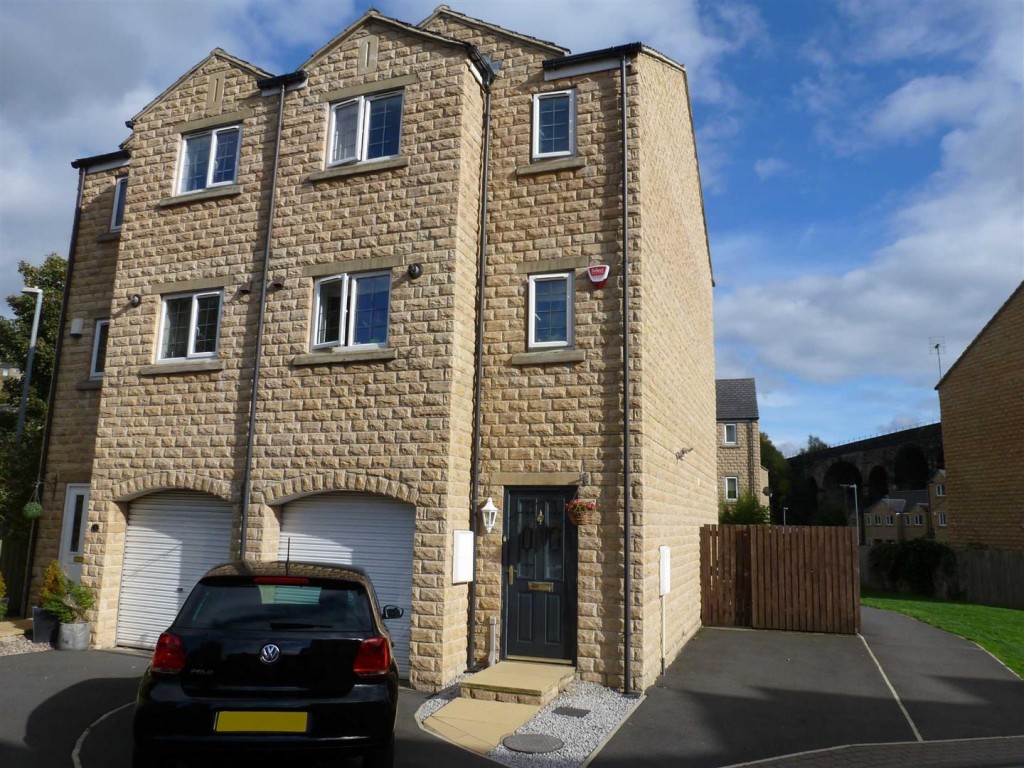 Image for Dale View, Milnsbridge, Huddersfield
